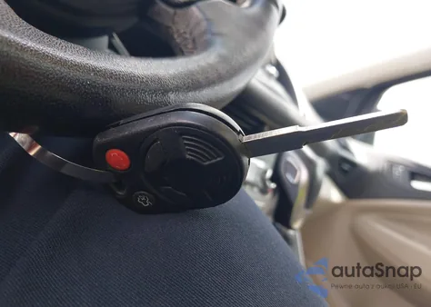 2015 Ford Escape Se from USA, damaged, VIN 1FMCU9G9XFUA39931